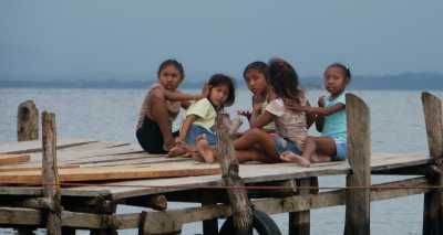 Children in Guna Yala